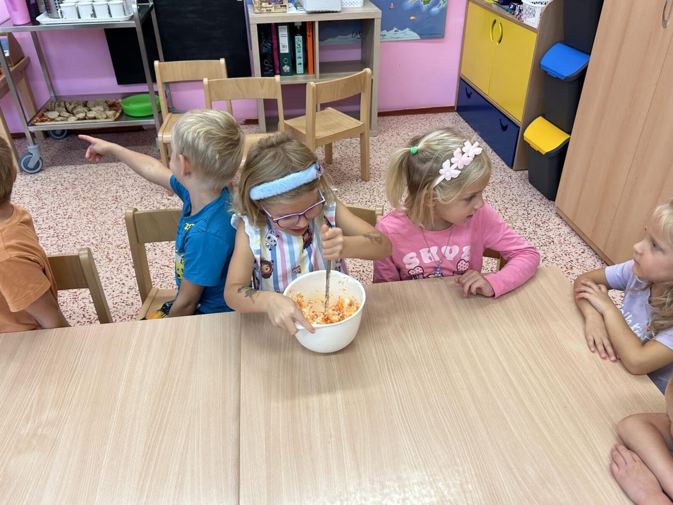 SOVIČKY: PRVNÍ SPOLEČNÉ DNY - 8