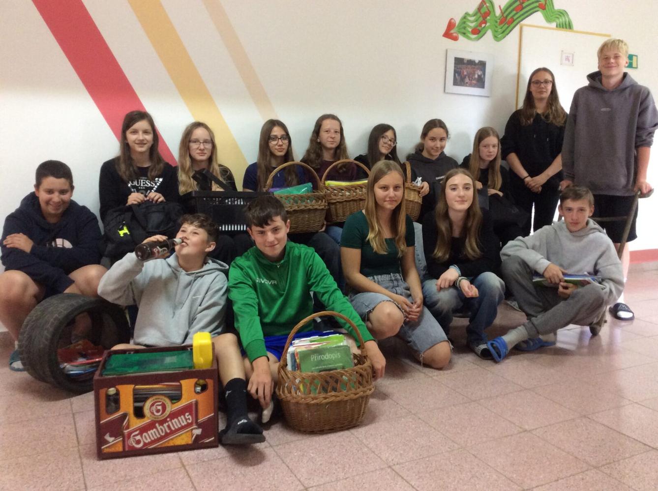 DEN BEZ AKTOVEK - 12