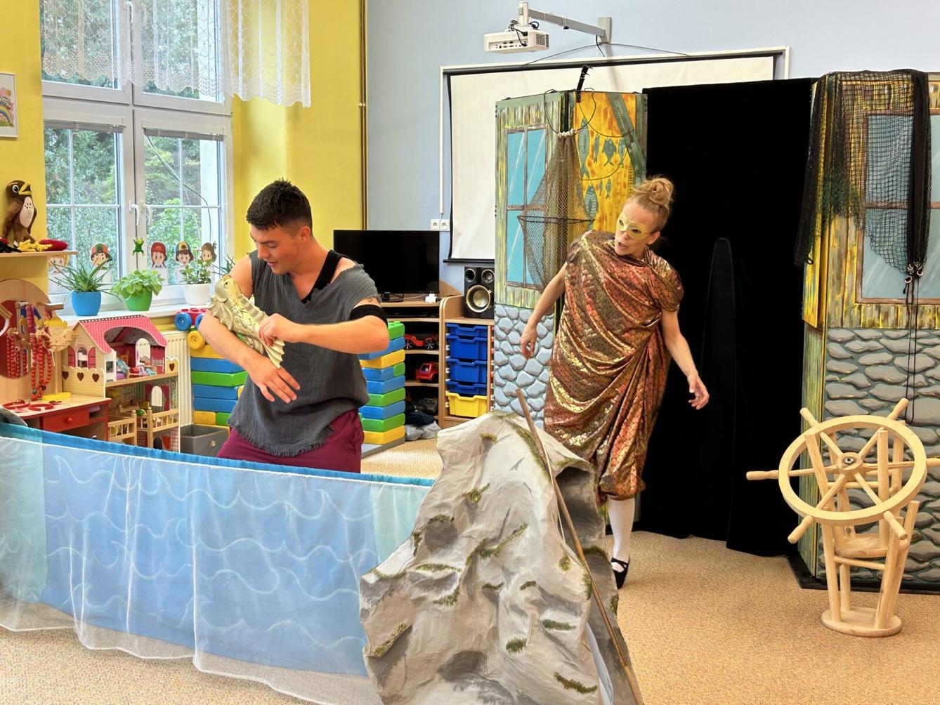 DIVADLO: ,,O ZLATÉ RYBCE" - 10