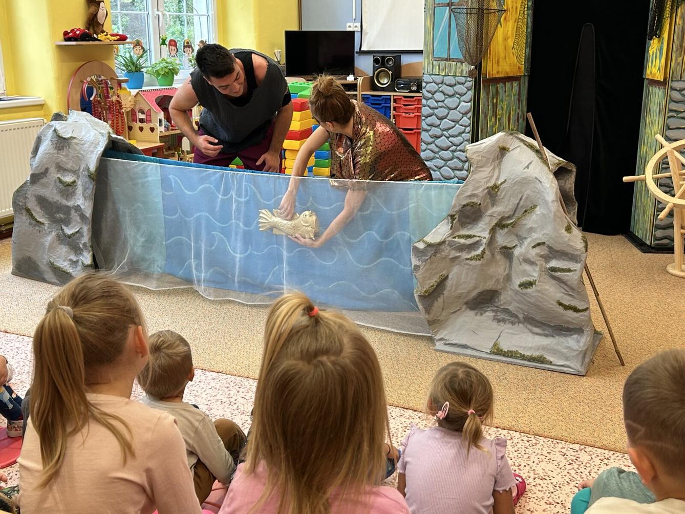 DIVADLO: ,,O ZLATÉ RYBCE" - 11