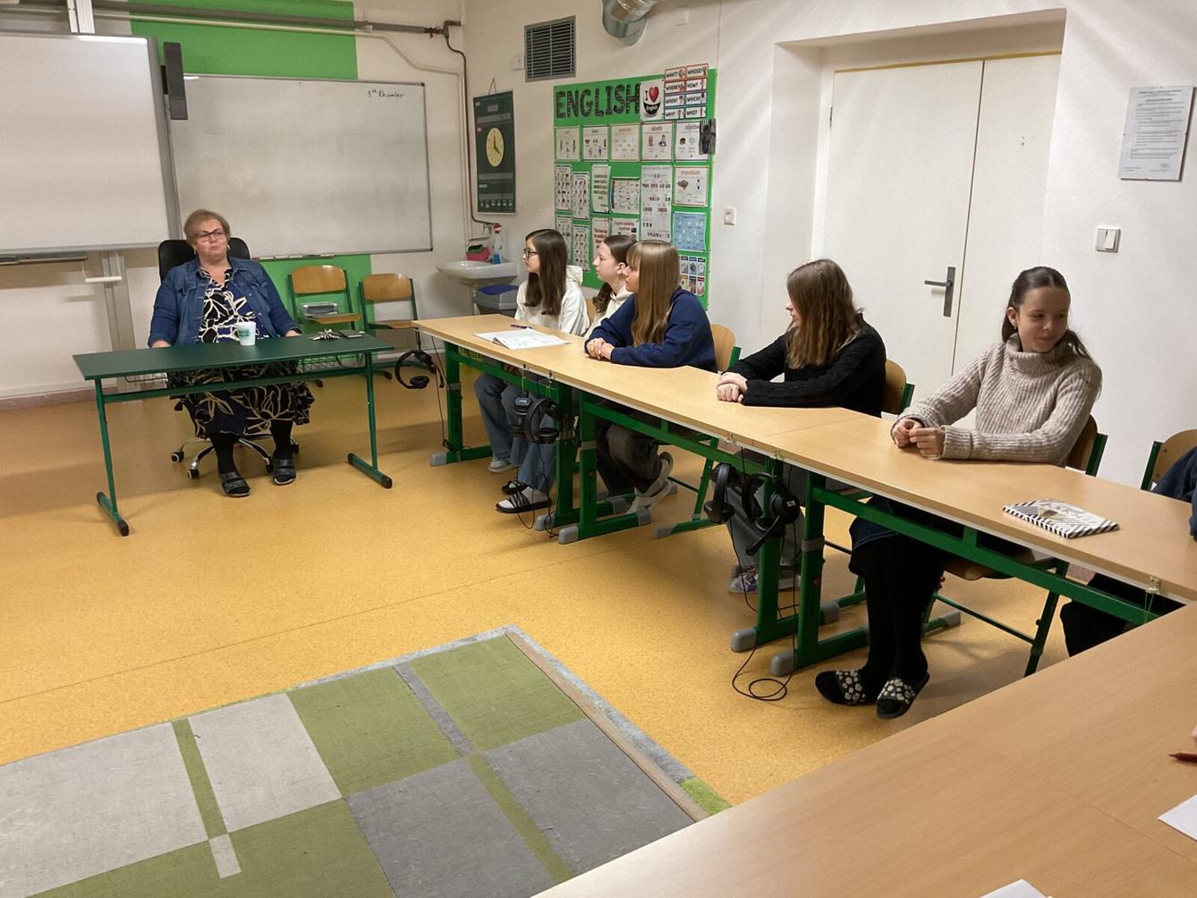 Setkání členů Žákovského parlamentu s paní ředitelkou - 6