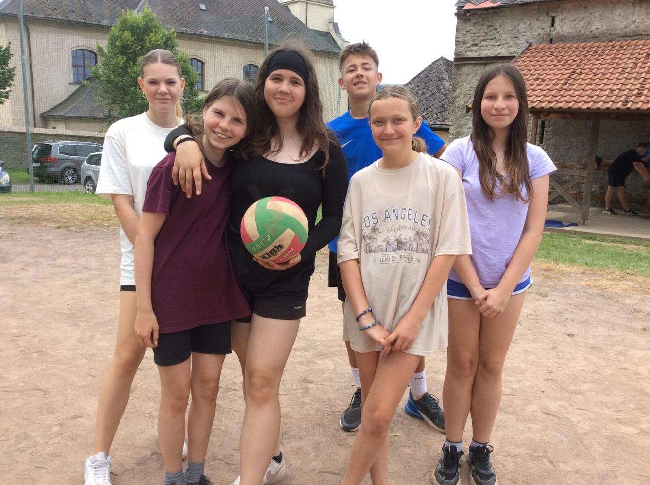 DEN ŽÁKOVSKÉ RADY - 13