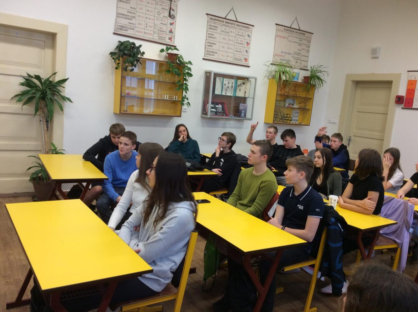 Projektový den na Gymnáziu ÚO - 8. třída - 16