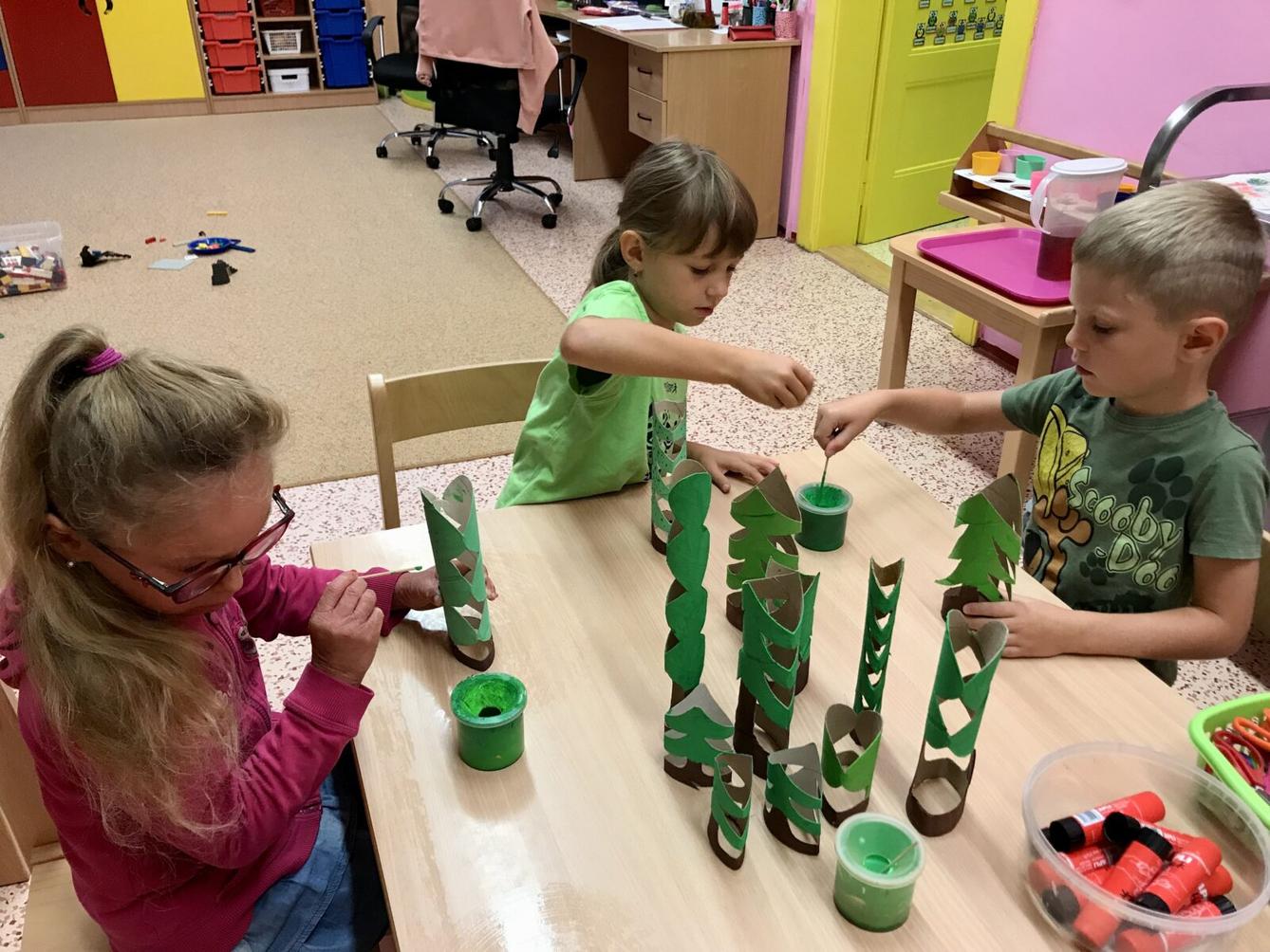 SOVIČKY: ,,LES" - 9