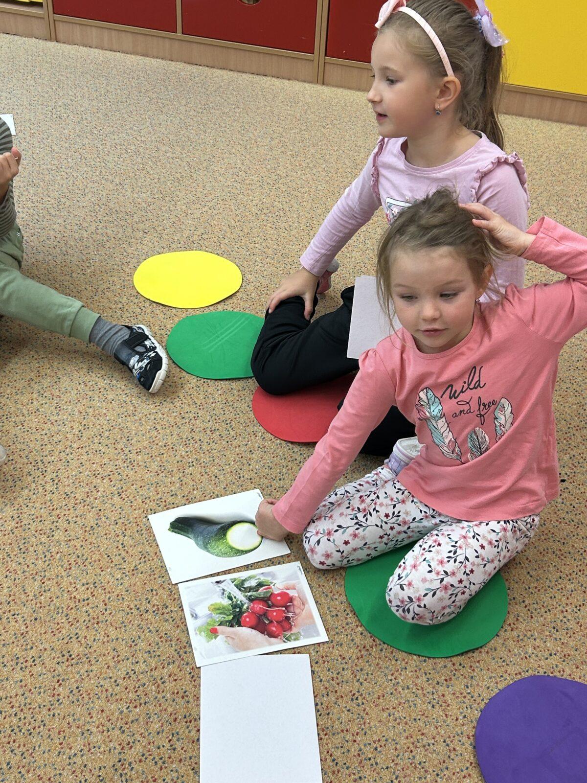 SOVIČKY: ČAS JABLÍČKOVÉ VŮNĚ - 8