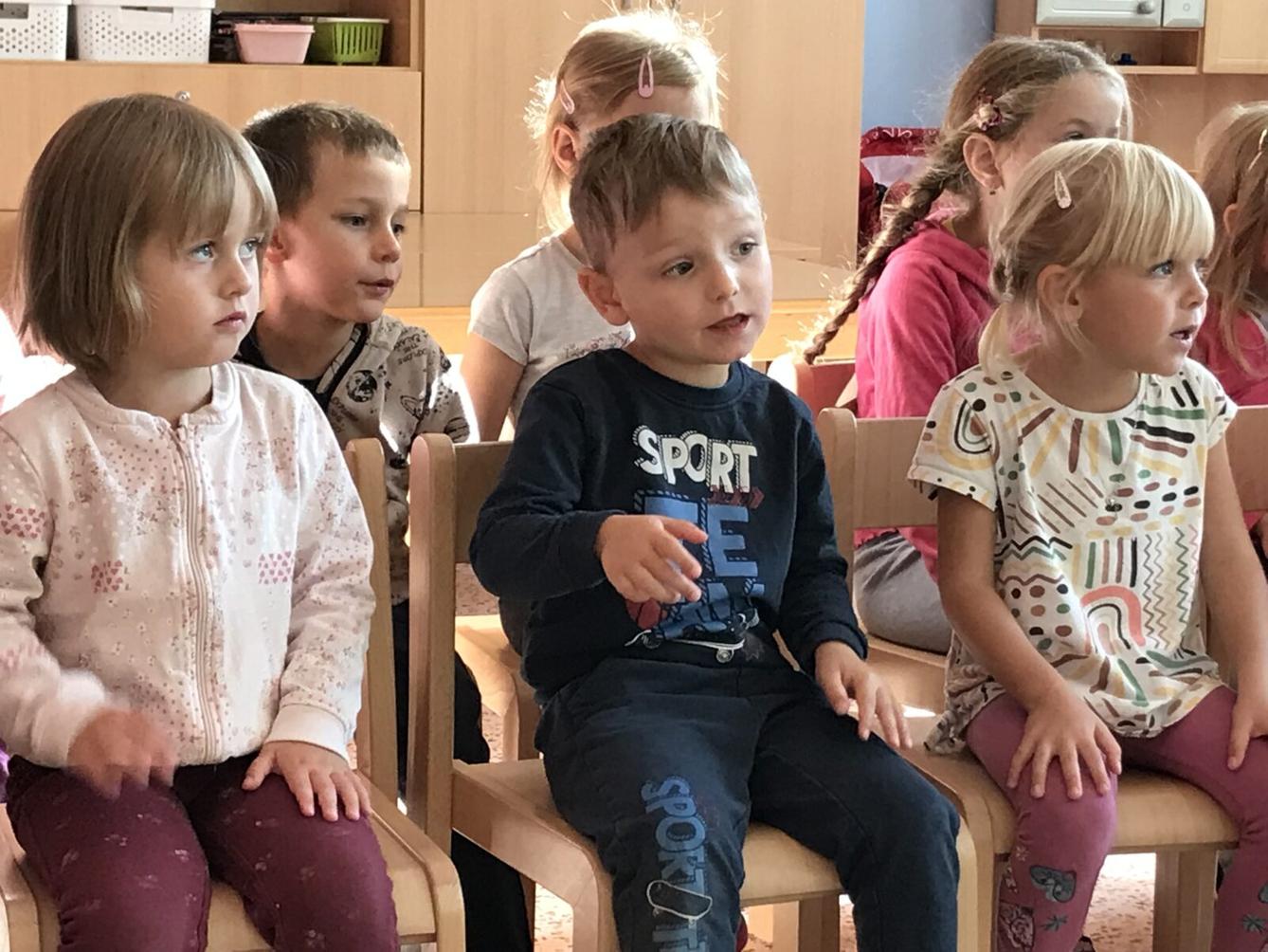 DIVADÉLKO U DVOU SLUNCÍ: ,,O NANYNCE" - 12