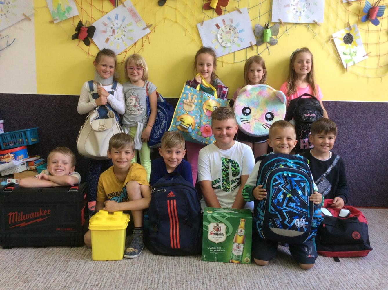 Den bez aktovek! - 13