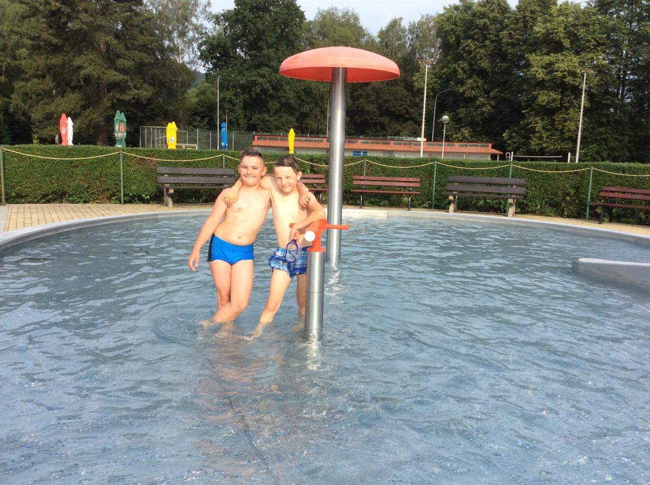 Závěr školního roku v aquaparku - 5