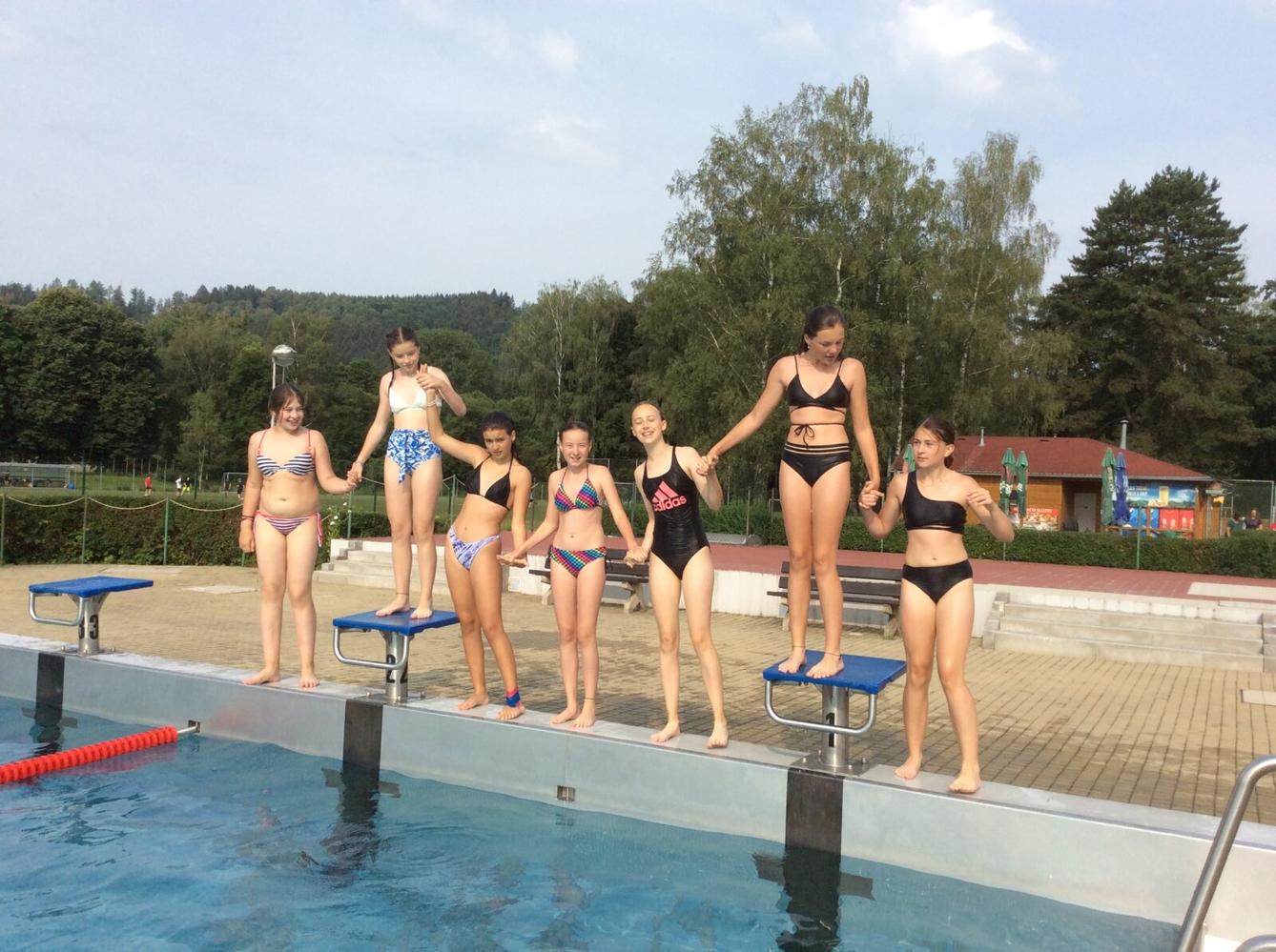 Závěr školního roku v aquaparku - 7