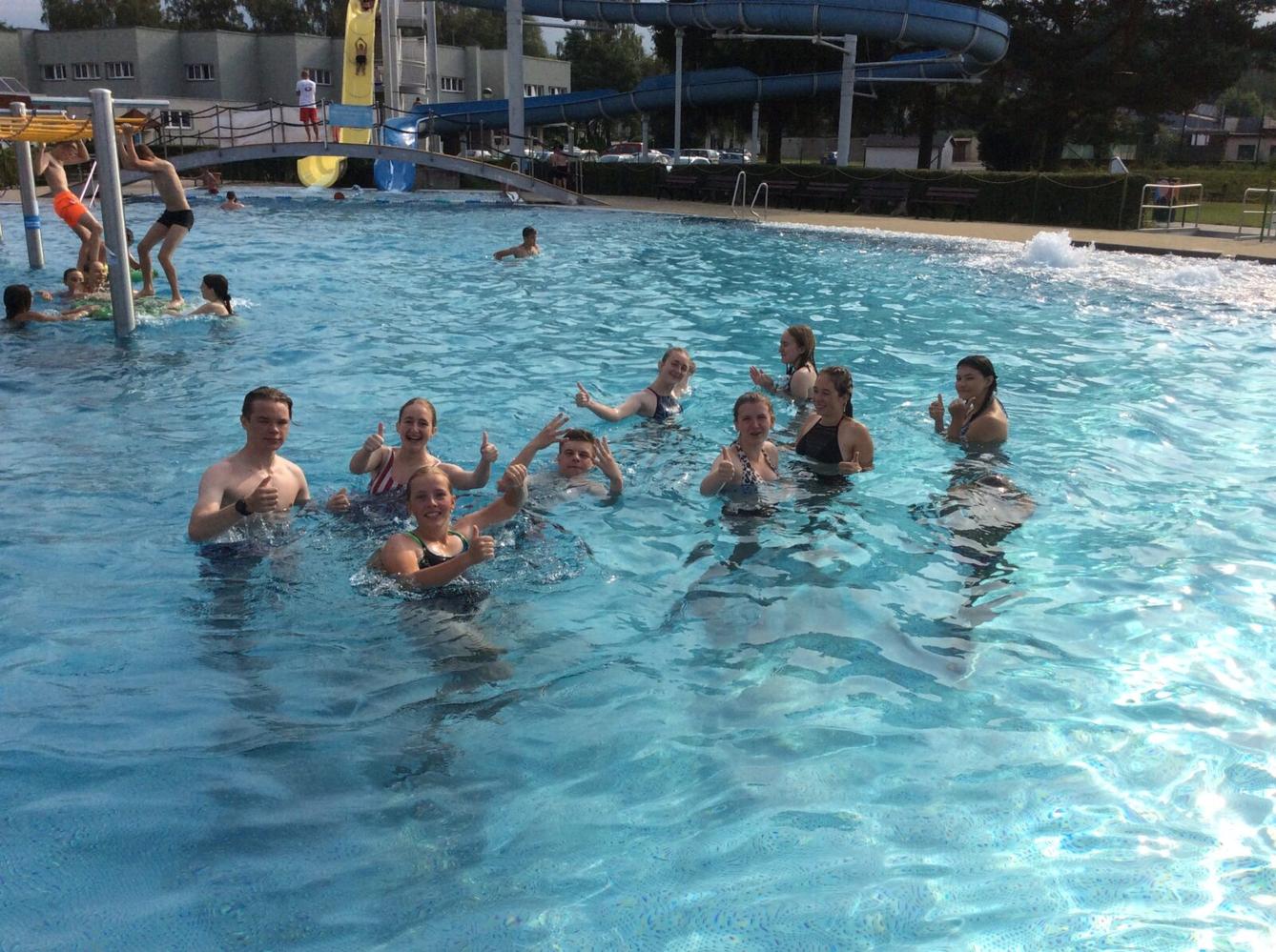 Závěr školního roku v aquaparku - 9