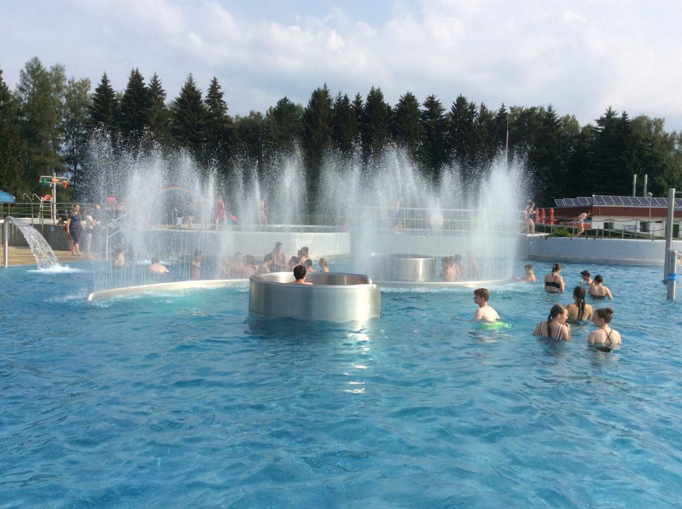 Závěr školního roku v aquaparku - 15