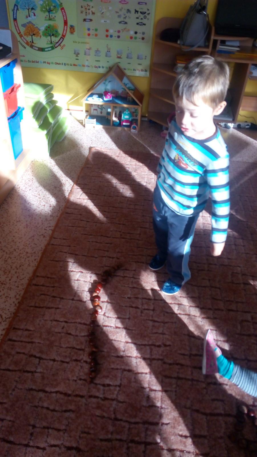 podzim u Klokánků I.- malujeme, tvoříme, hrajeme si - 11