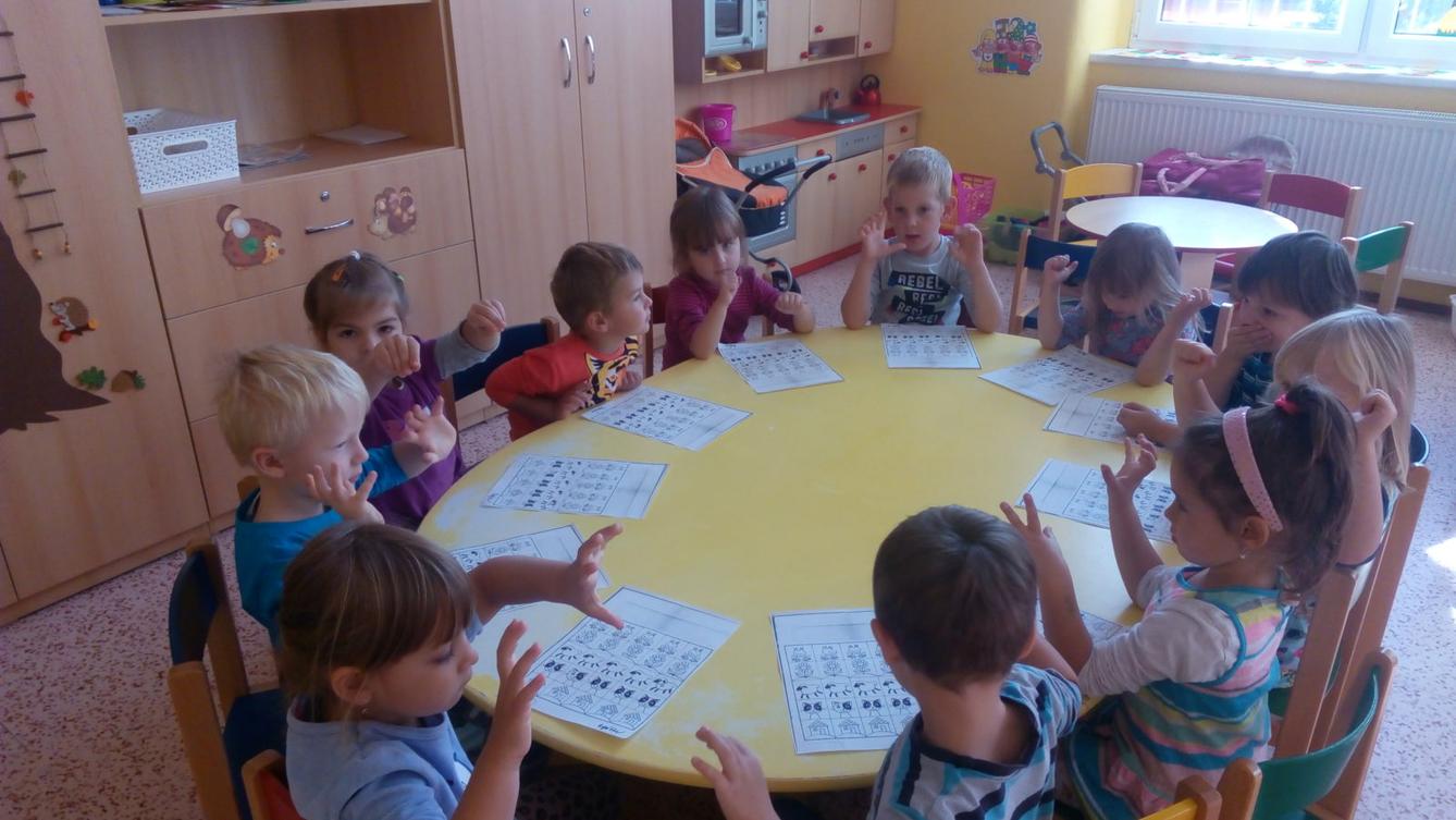 podzim u Klokánků I.- malujeme, tvoříme, hrajeme si - 12