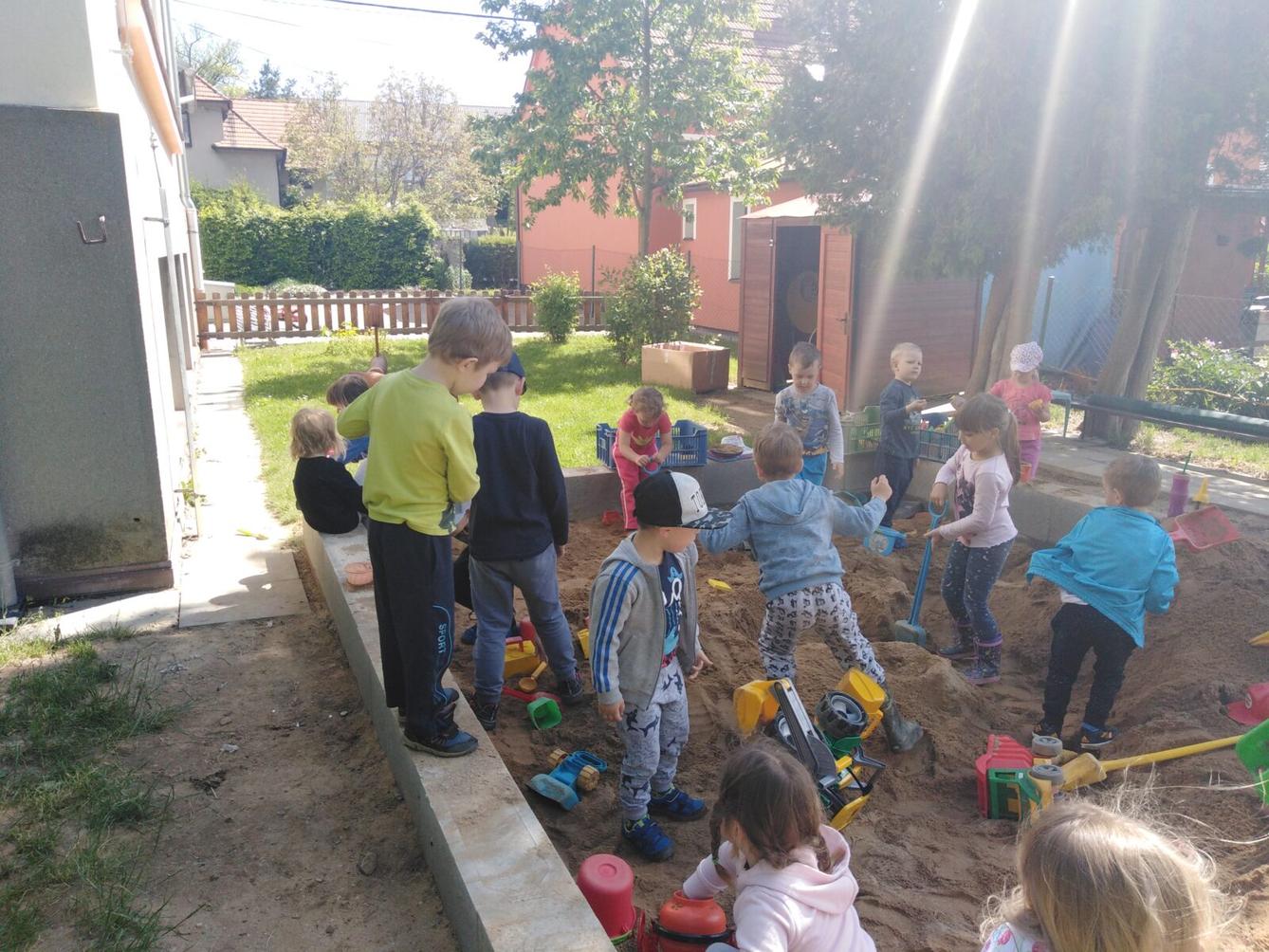 DEN DĚTÍ V MŠ:-) - 97