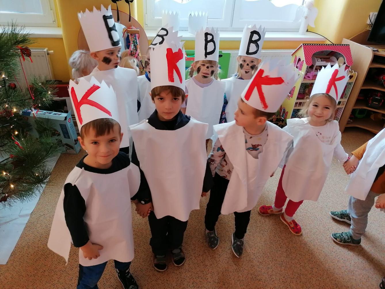 HRAJEME SI NA TŘI KRÁLE :-) - 7