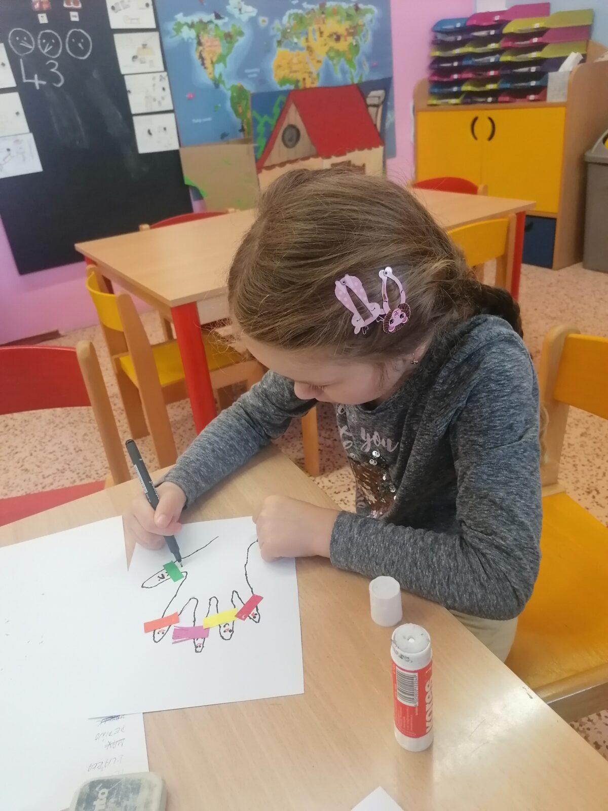 Tvořeníčko, tvoření: "Sněkulák", rodinka sněhuláků :-) - 44