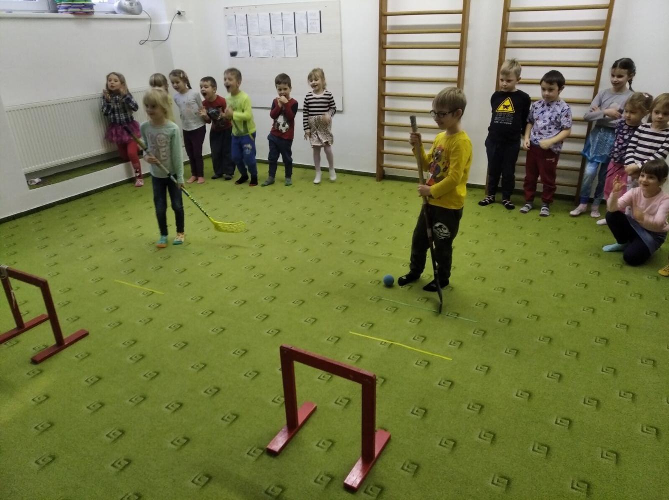 broučci a sovičky: zimní radovánky-olympiáda (1) - 17