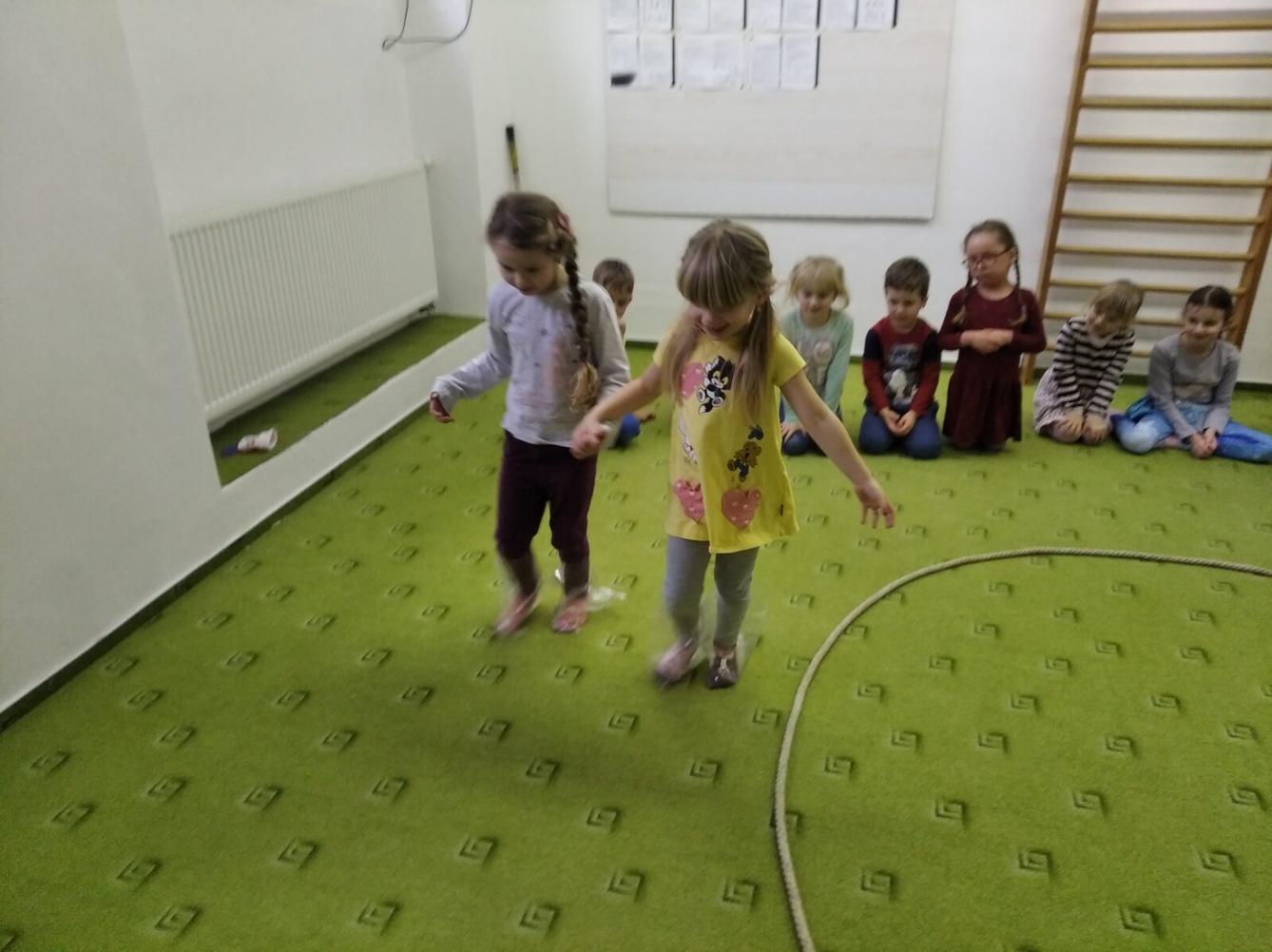 broučci a sovičky: zimní radovánky-olympiáda (1) - 30