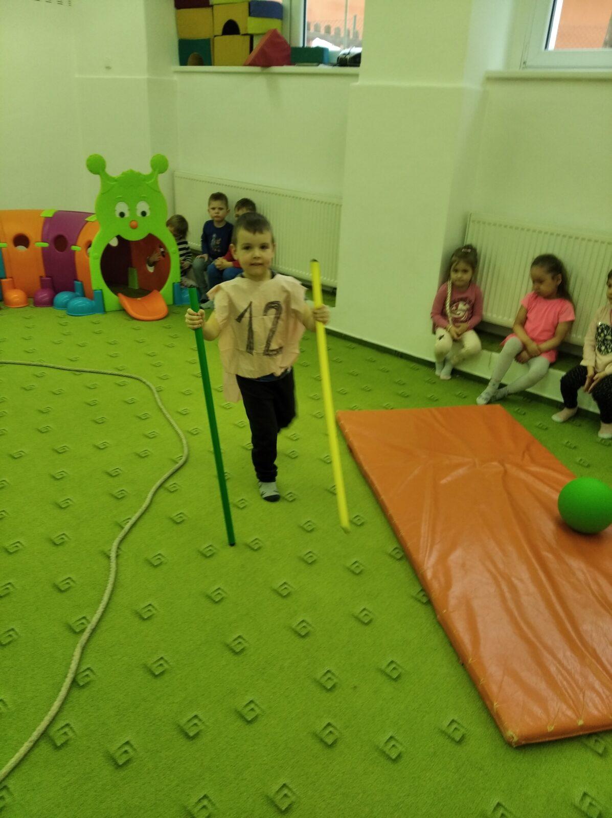 broučci a sovičky: zimní radovánky-olympiáda (1) - 79