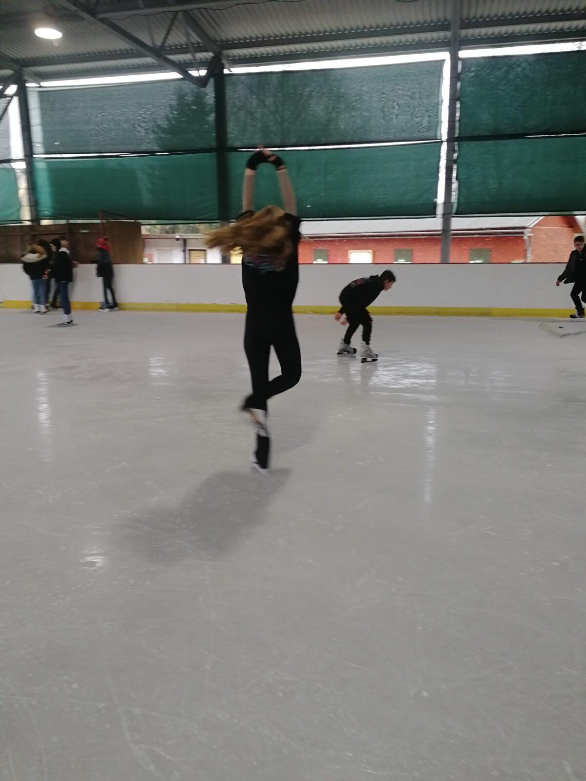 Osmáci a deváťáci na ledě - 31.1. - 12