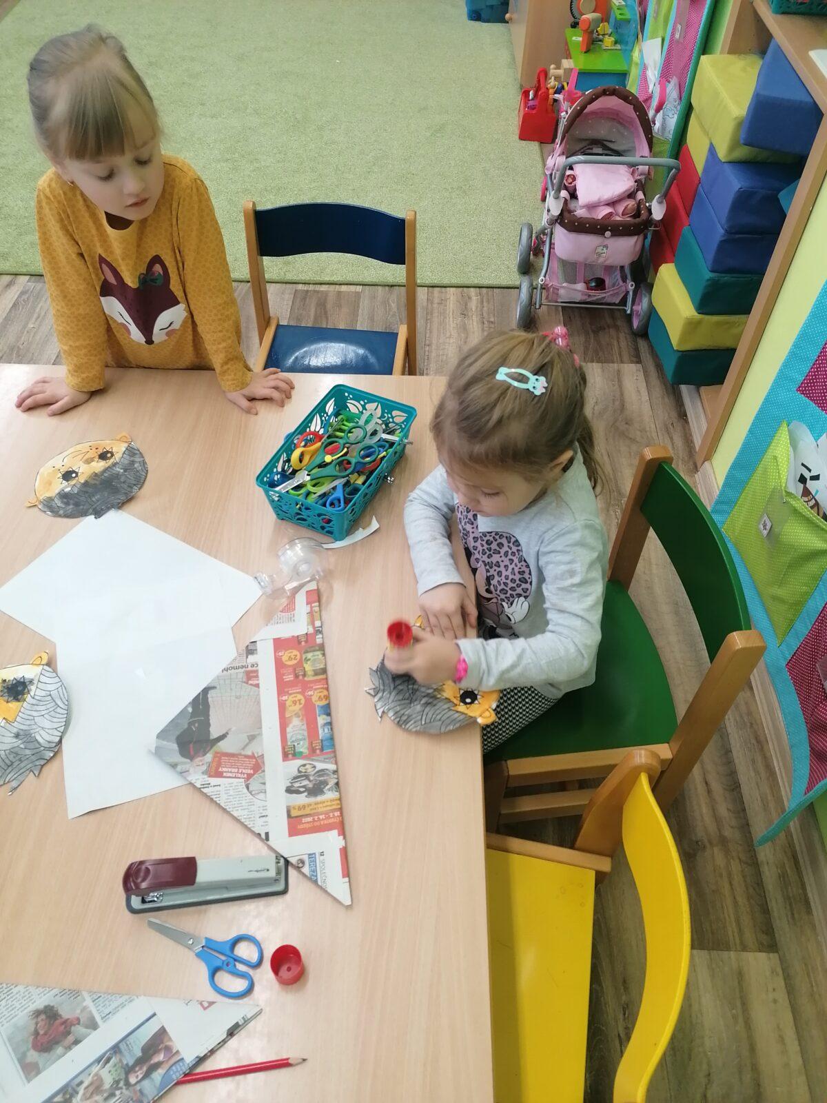 Broučci, tvořeníčko tvoření: "Z pohádky do pohádky" :-) - 11