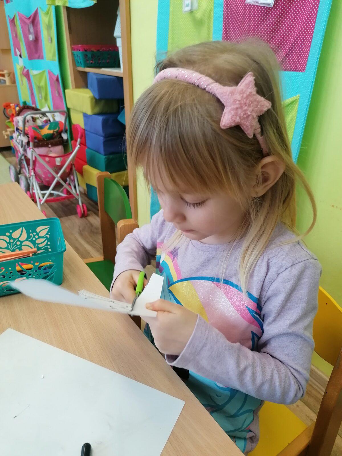 Broučci, tvořeníčko tvoření: "Z pohádky do pohádky" :-) - 57