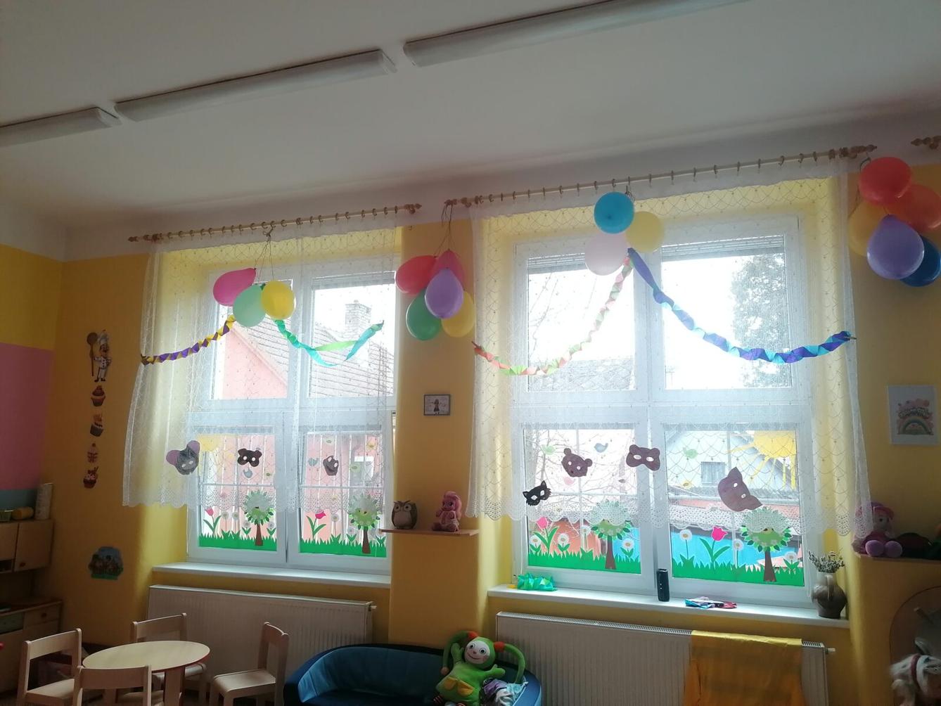 Přípravy na karneval a karnevalové dopoledne:-) - 98