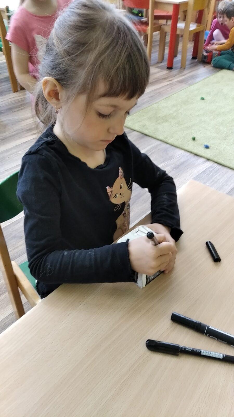 broučci:přípravy na den matek - 15