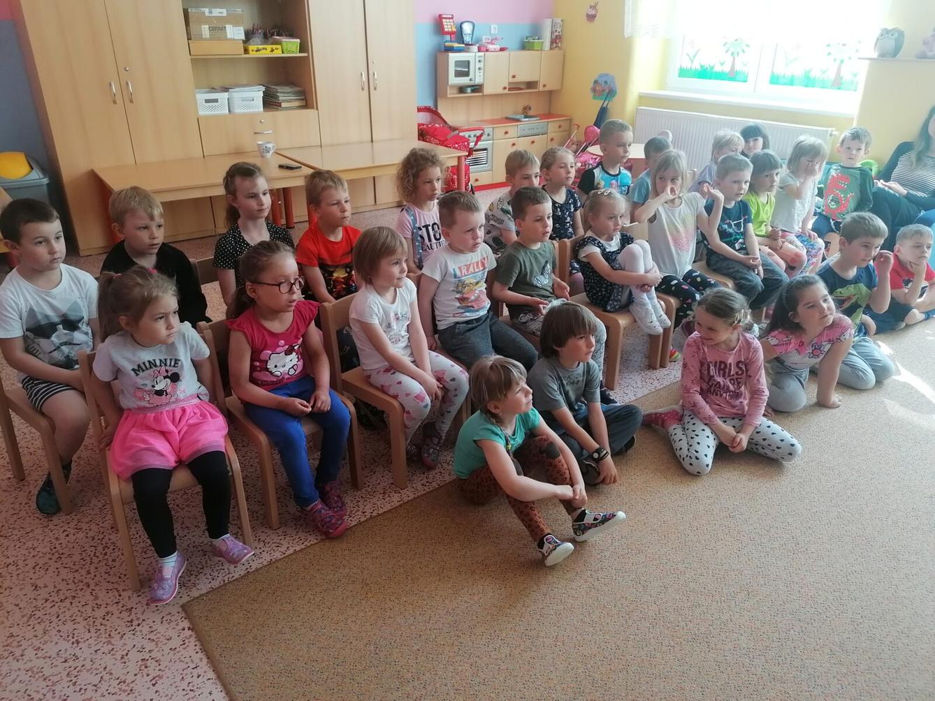 divadélko: "Jak Honza ke štěstí přišel" :-) - 9