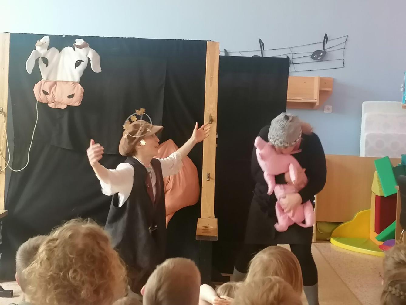 divadélko: "Jak Honza ke štěstí přišel" :-) - 18