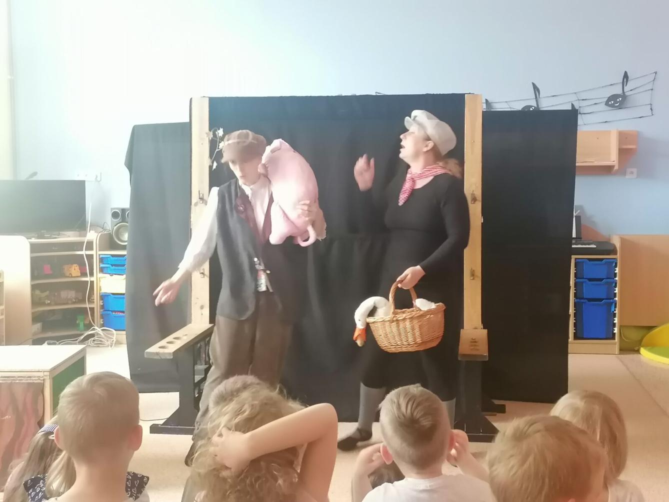 divadélko: "Jak Honza ke štěstí přišel" :-) - 19