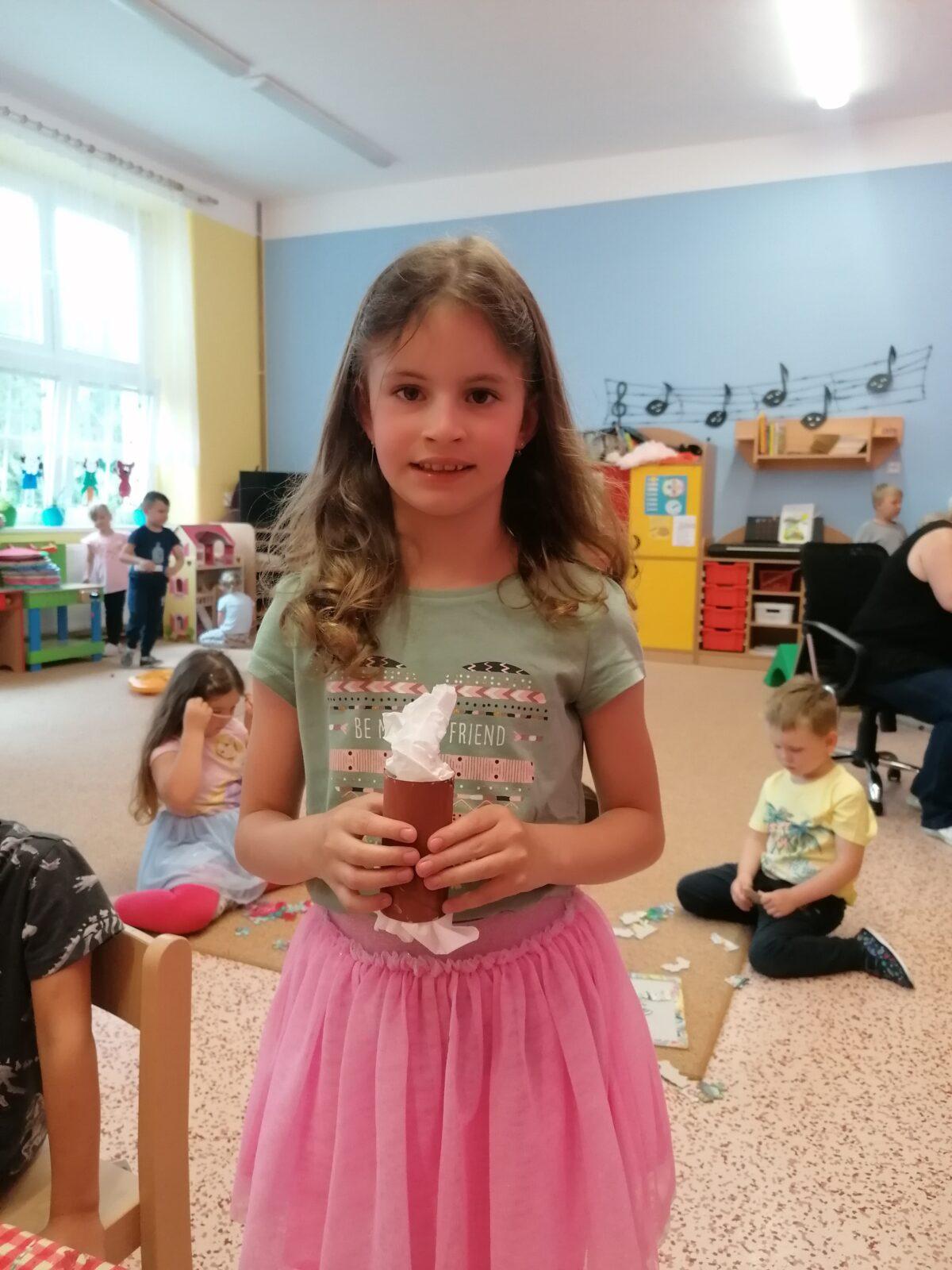 Tvořeníčko, tvoření: "Čím budu až vyrostu?" - cukráři :-) - 42