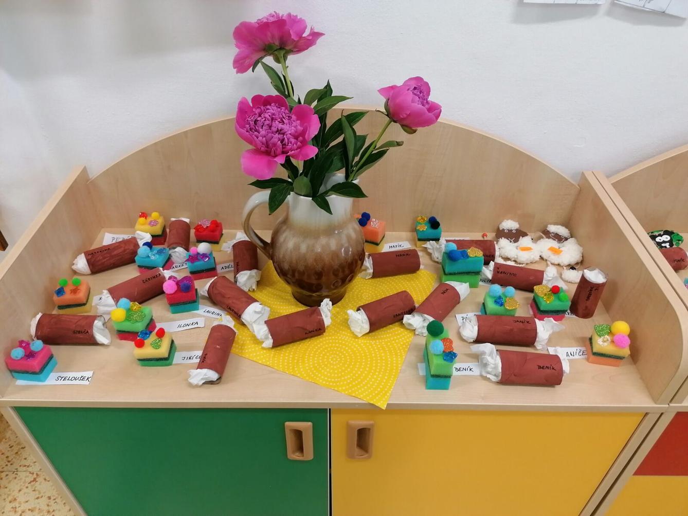 Tvořeníčko, tvoření: "Čím budu až vyrostu?" - cukráři :-) - 65