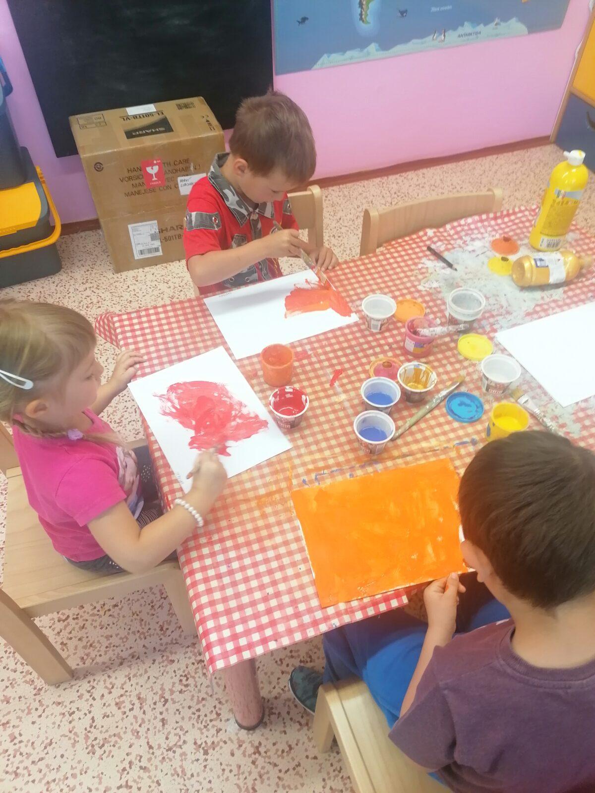 Tvořeníčko, tvoření: "Čím budu až vyrostu?", hasiči a malíři pokojů :-) - 18