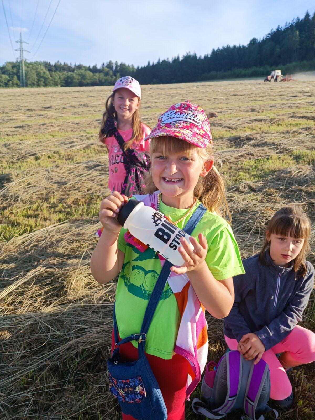 TLAPKY - spaní ve škole - 11