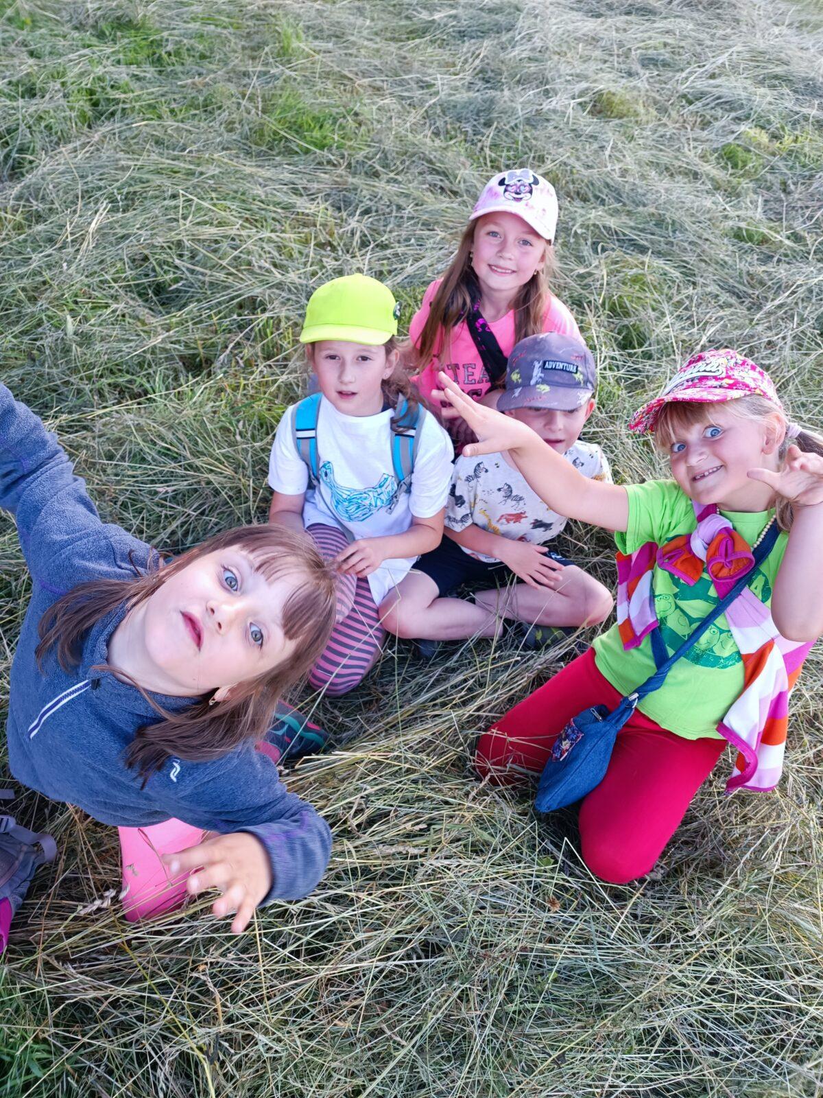 TLAPKY - spaní ve škole - 14