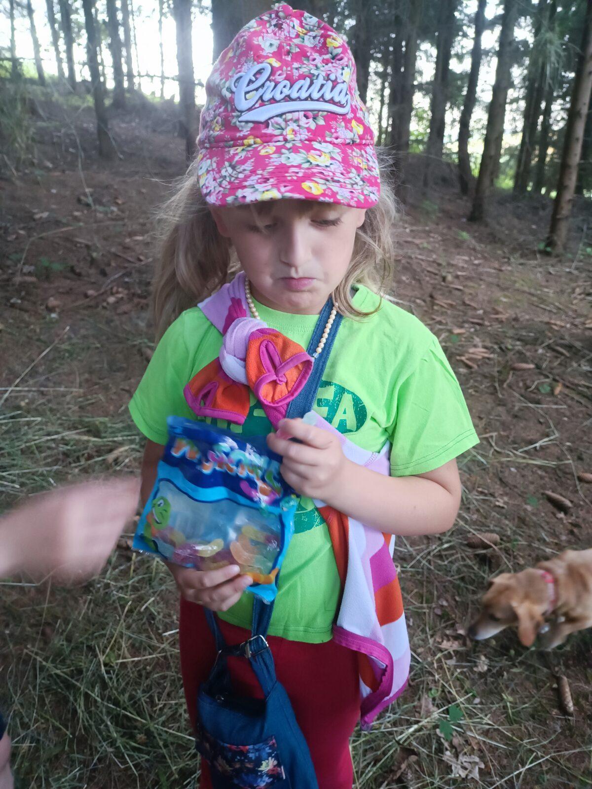 TLAPKY - spaní ve škole - 38