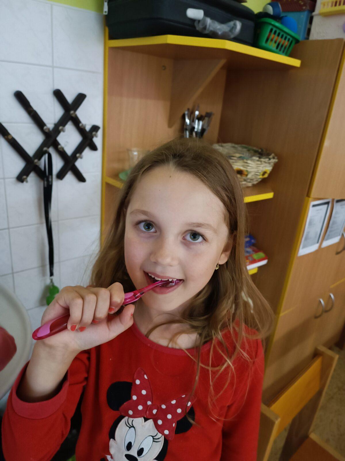 TLAPKY - spaní ve škole - 79