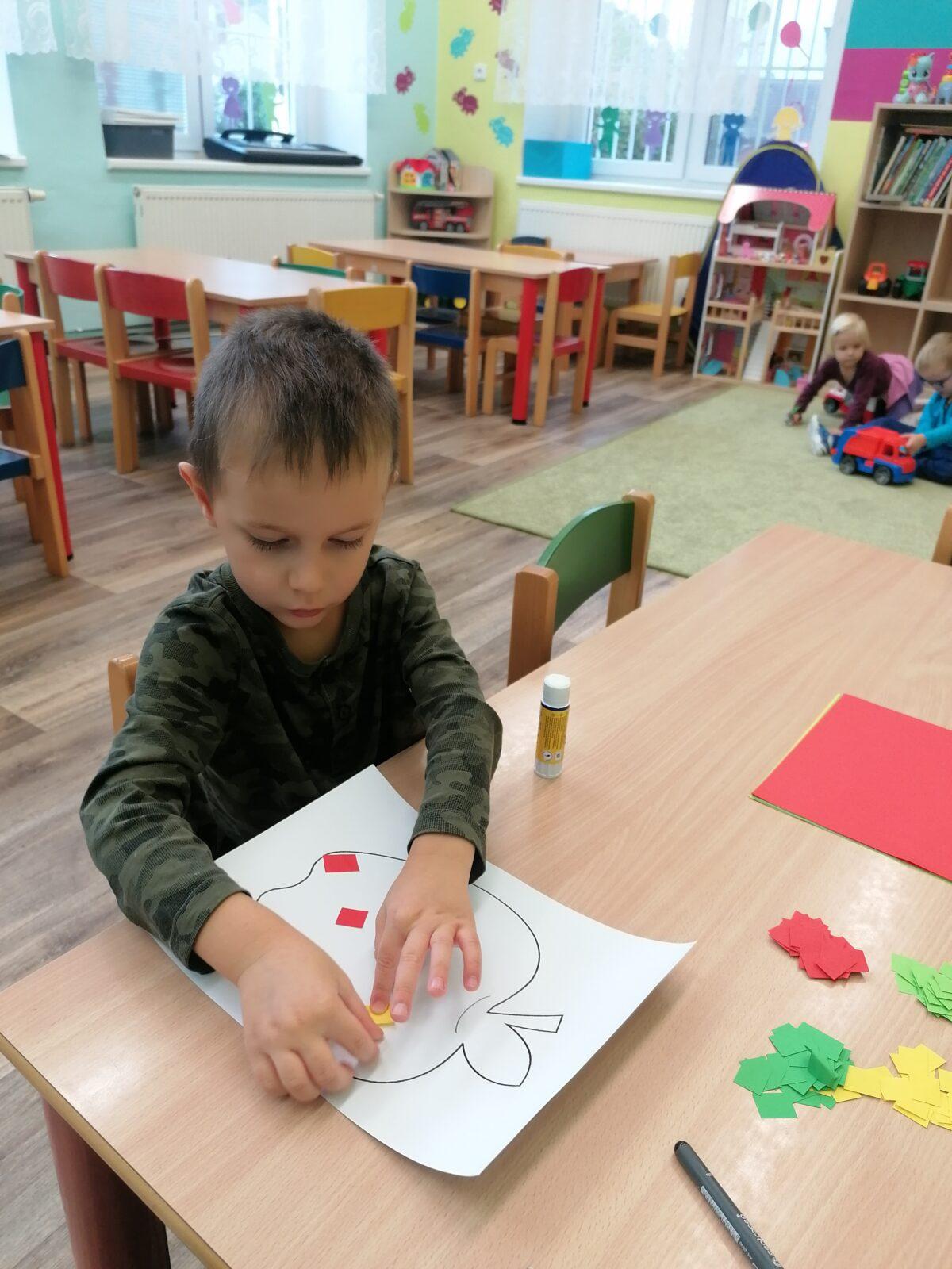 Tvořeníčko, tvoření: "Čas Jablíčkové vůně" - Broučci :-) - 7