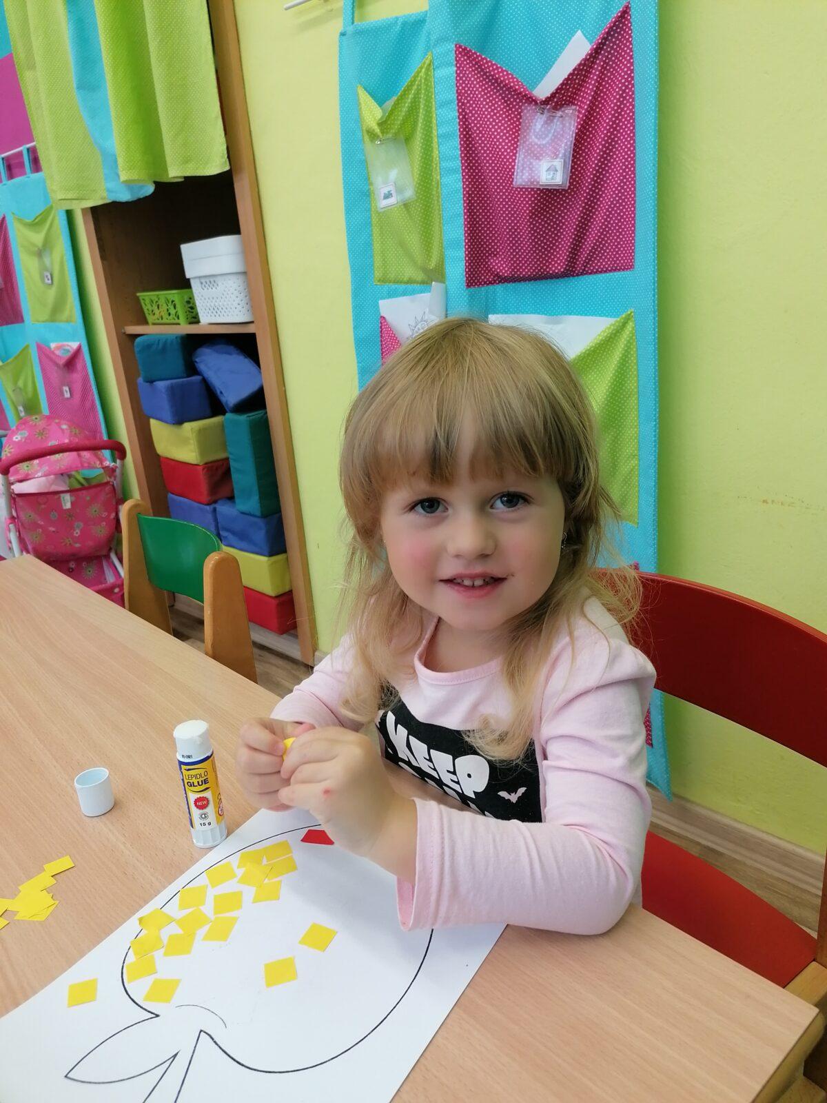 Tvořeníčko, tvoření: "Čas Jablíčkové vůně" - Broučci :-) - 9