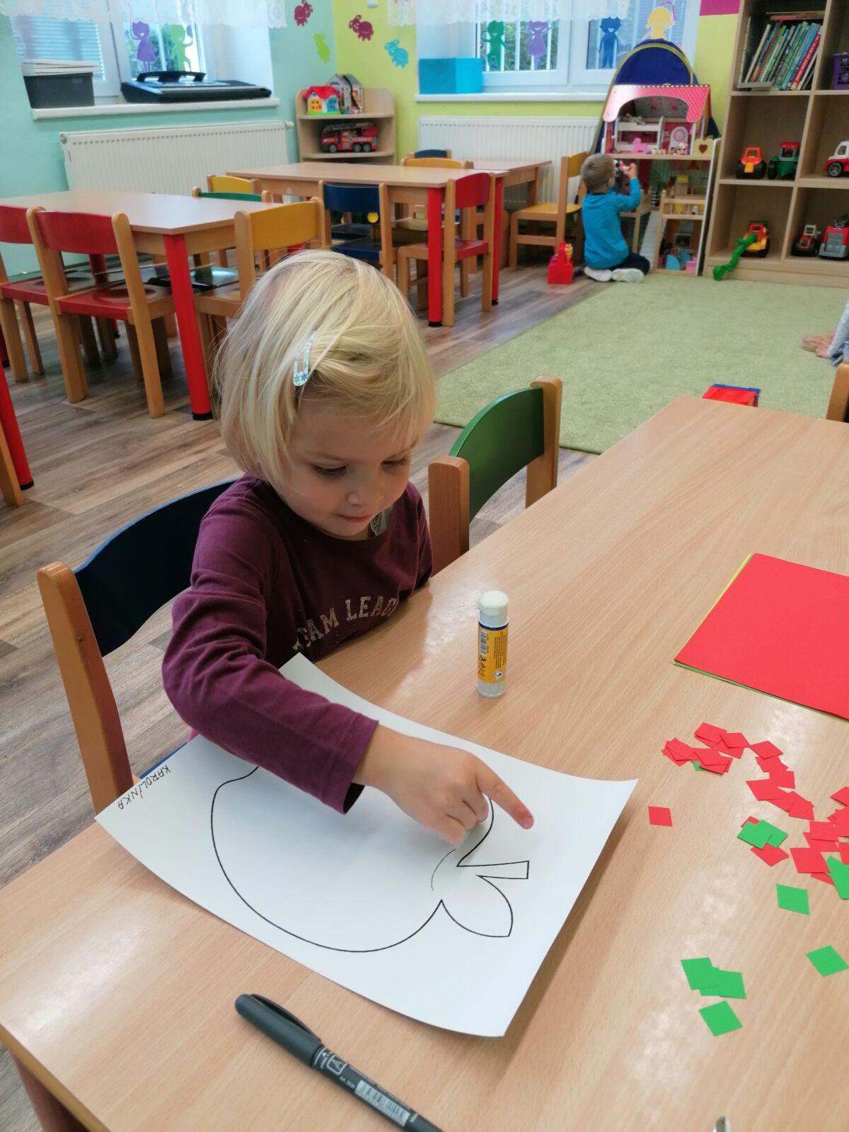 Tvořeníčko, tvoření: "Čas Jablíčkové vůně" - Broučci :-) - 10