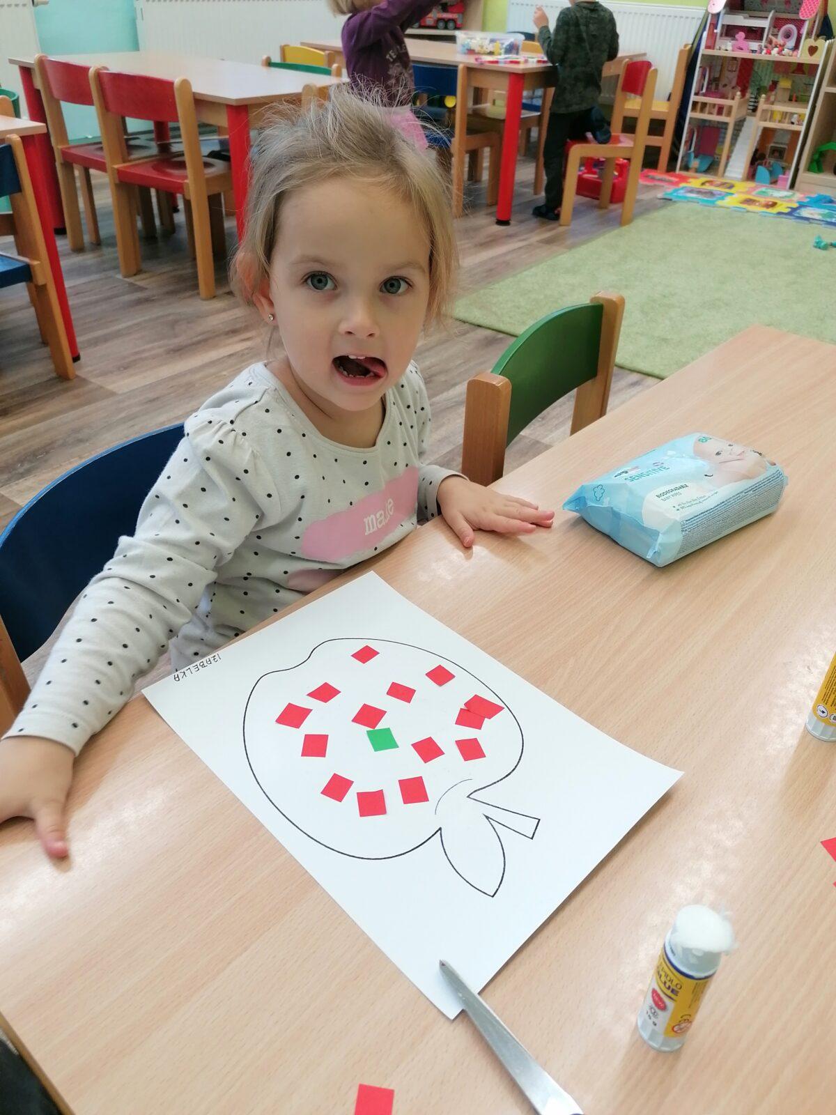 Tvořeníčko, tvoření: "Čas Jablíčkové vůně" - Broučci :-) - 16