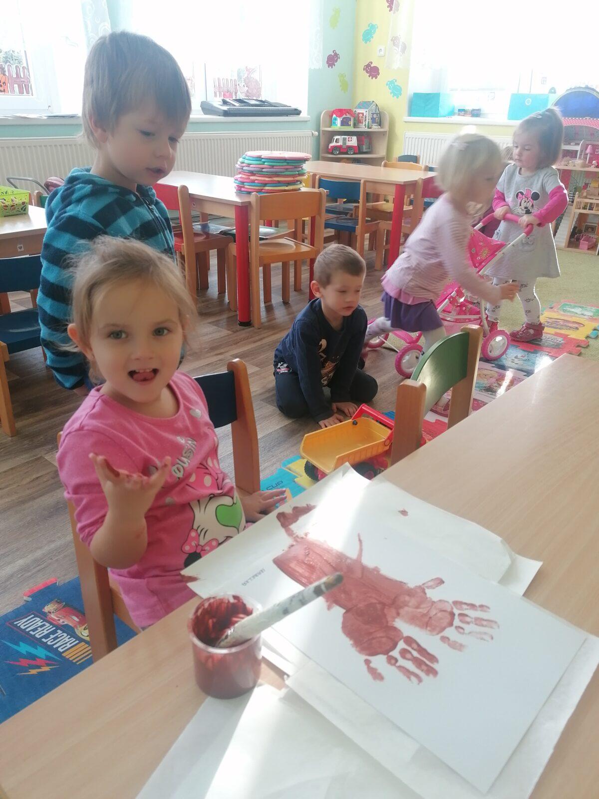 Tvořeníčko, tvoření: "Listí žloutne, poletuje" - Broučci - 14