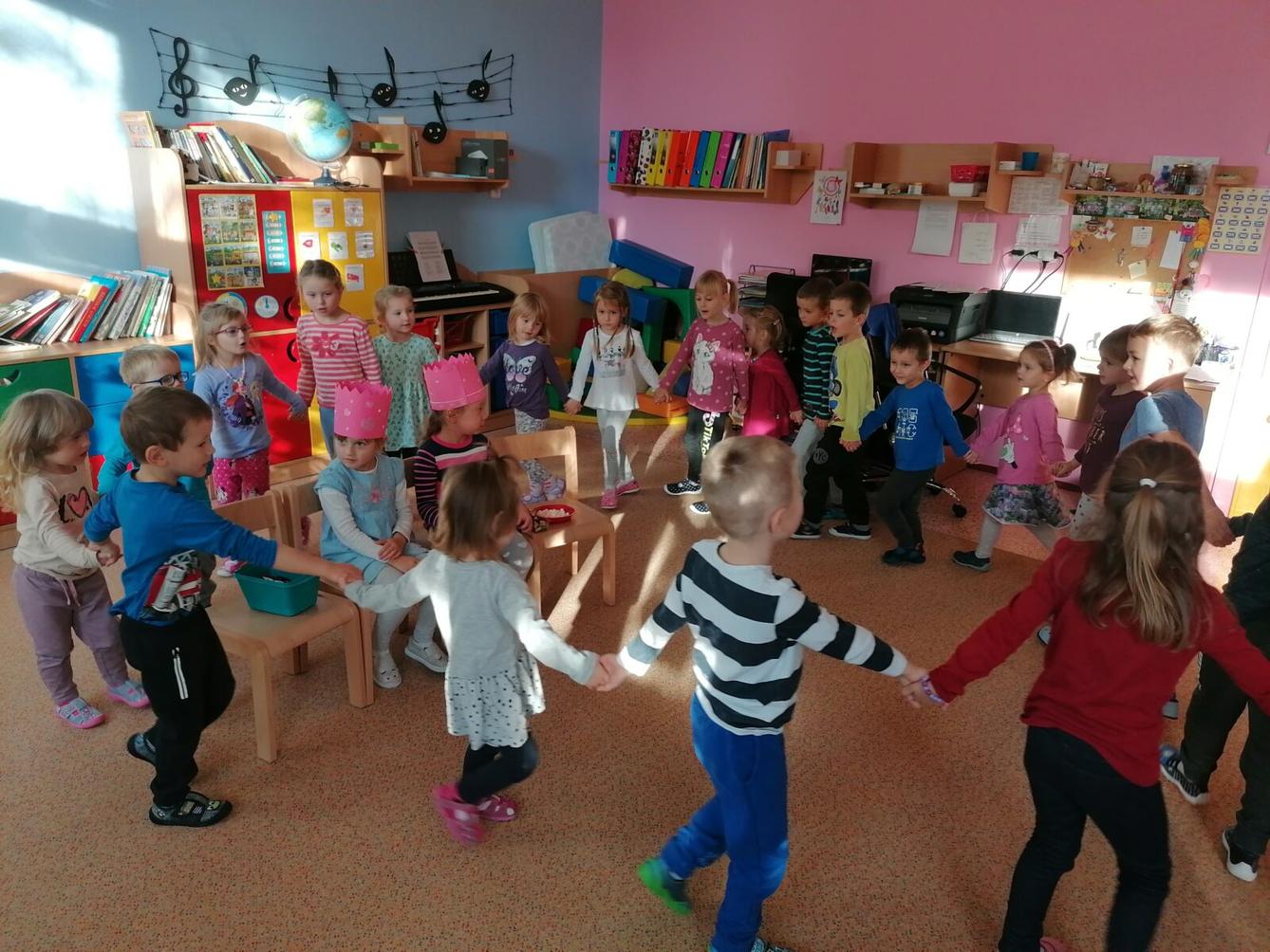 Slavíme!! Sárinka a Julinka měly narozeniny :-) - 4