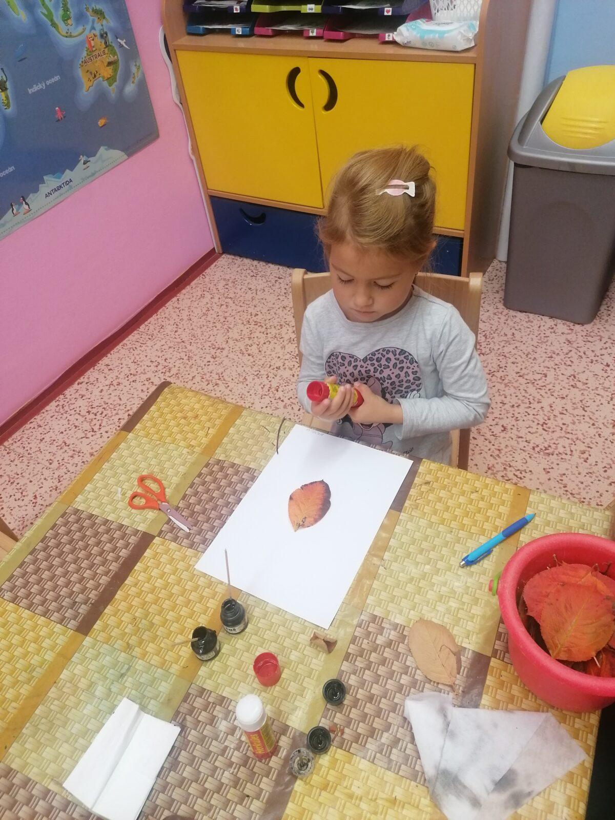 Tvořeníčko tvoření: Sovičky- "Listí žloutne, poletuje" :-) - 6