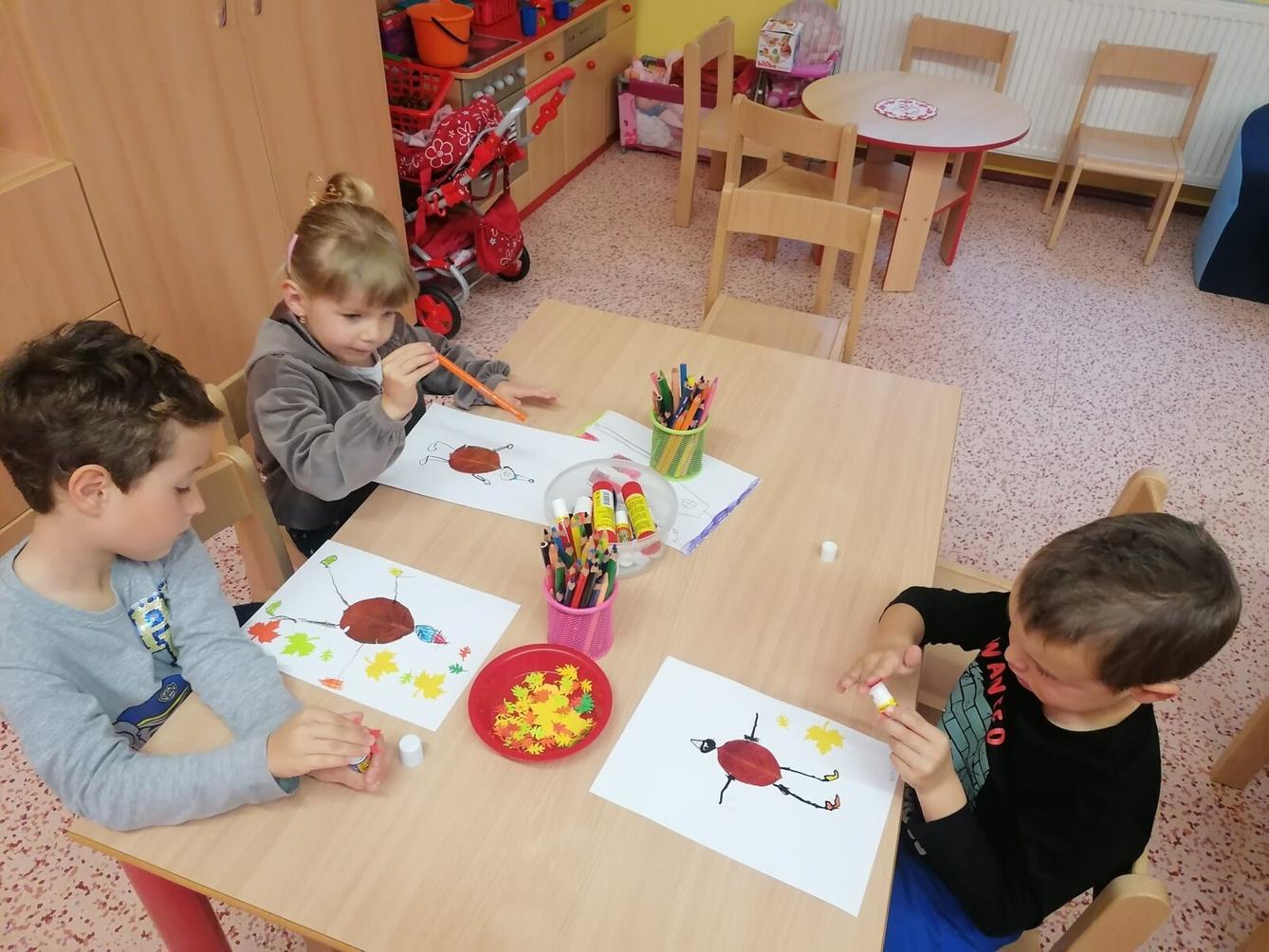 Tvořeníčko tvoření: Sovičky- "Listí žloutne, poletuje" :-) - 19