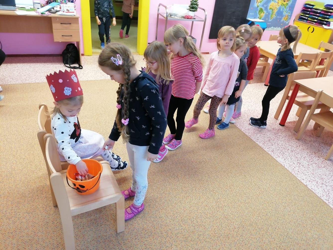 Slavíme!!!! Rozárka měla narozeniny :-) - 5