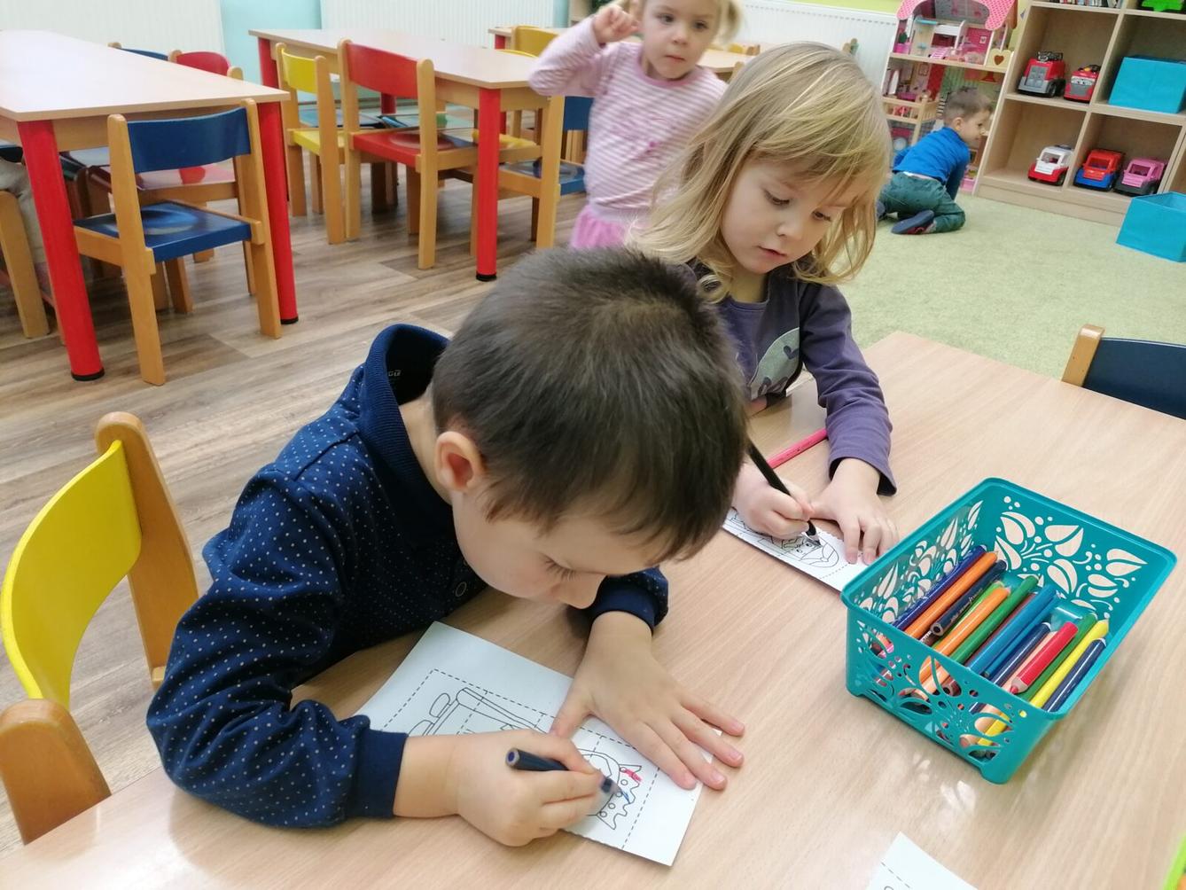 Broučci: "Na nový rok o slepičí krok" :-) - 1