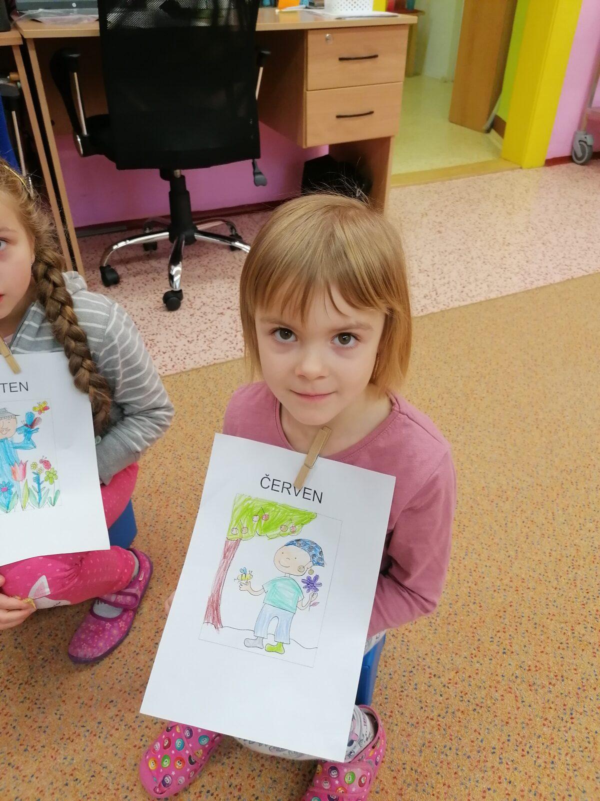 Sovičky hrají pohádku: "O DVANÁCTI MĚSÍČKÁCH" :-) - 2