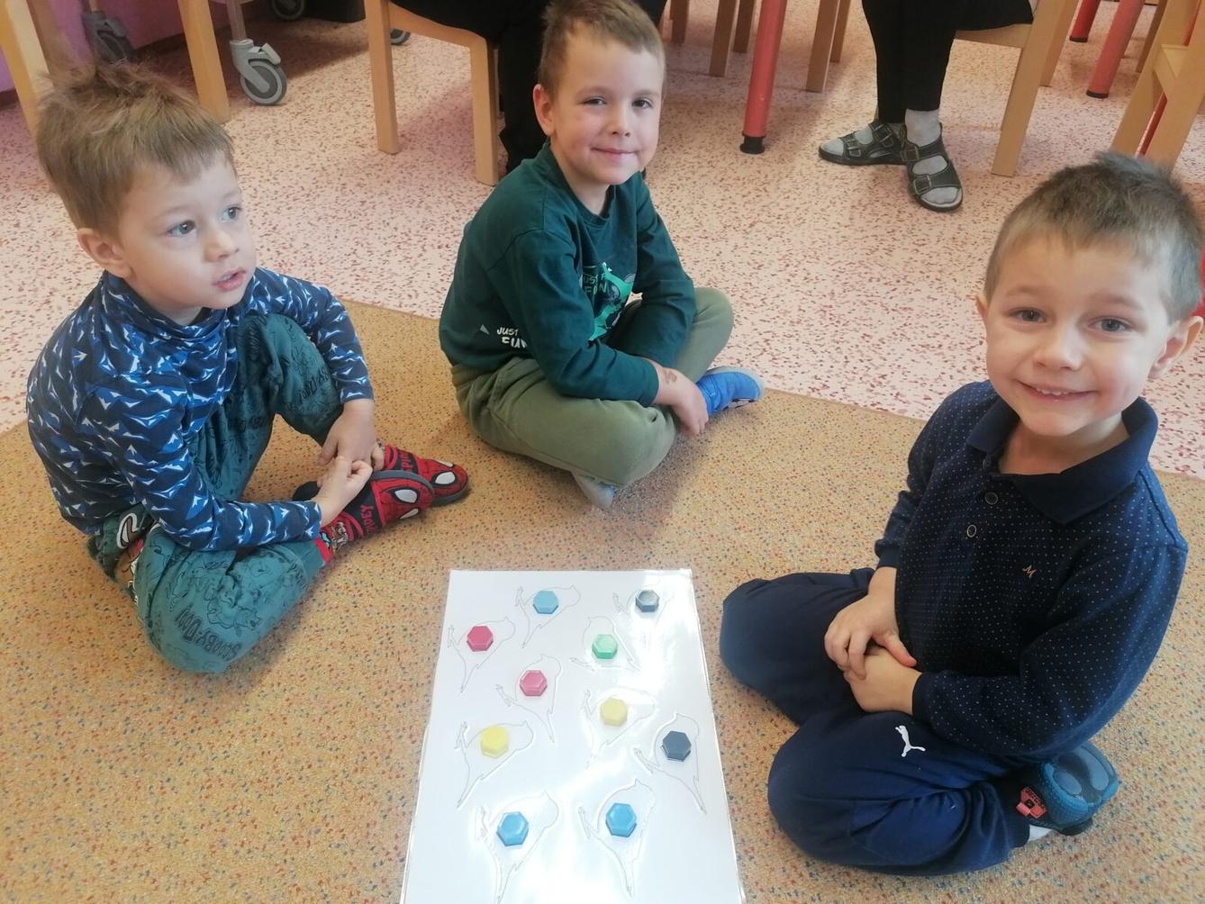 společná práce- "Zvířátka a ptáčci v zimě" :-) - 3